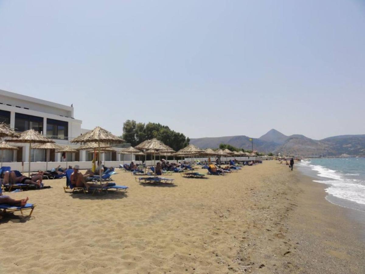 Studio On The Closest Beach To The City! Amoudara  Bagian luar foto