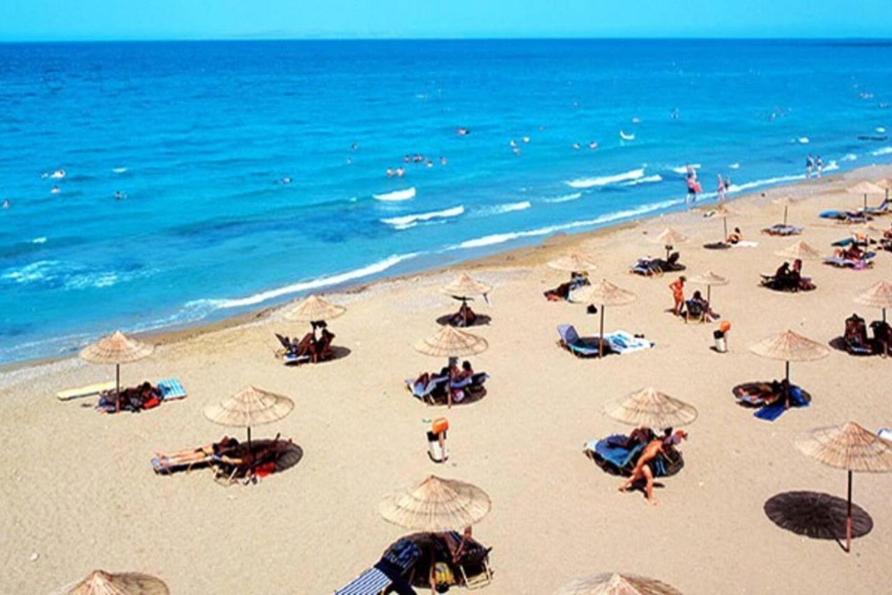 Studio On The Closest Beach To The City! Amoudara  Bagian luar foto