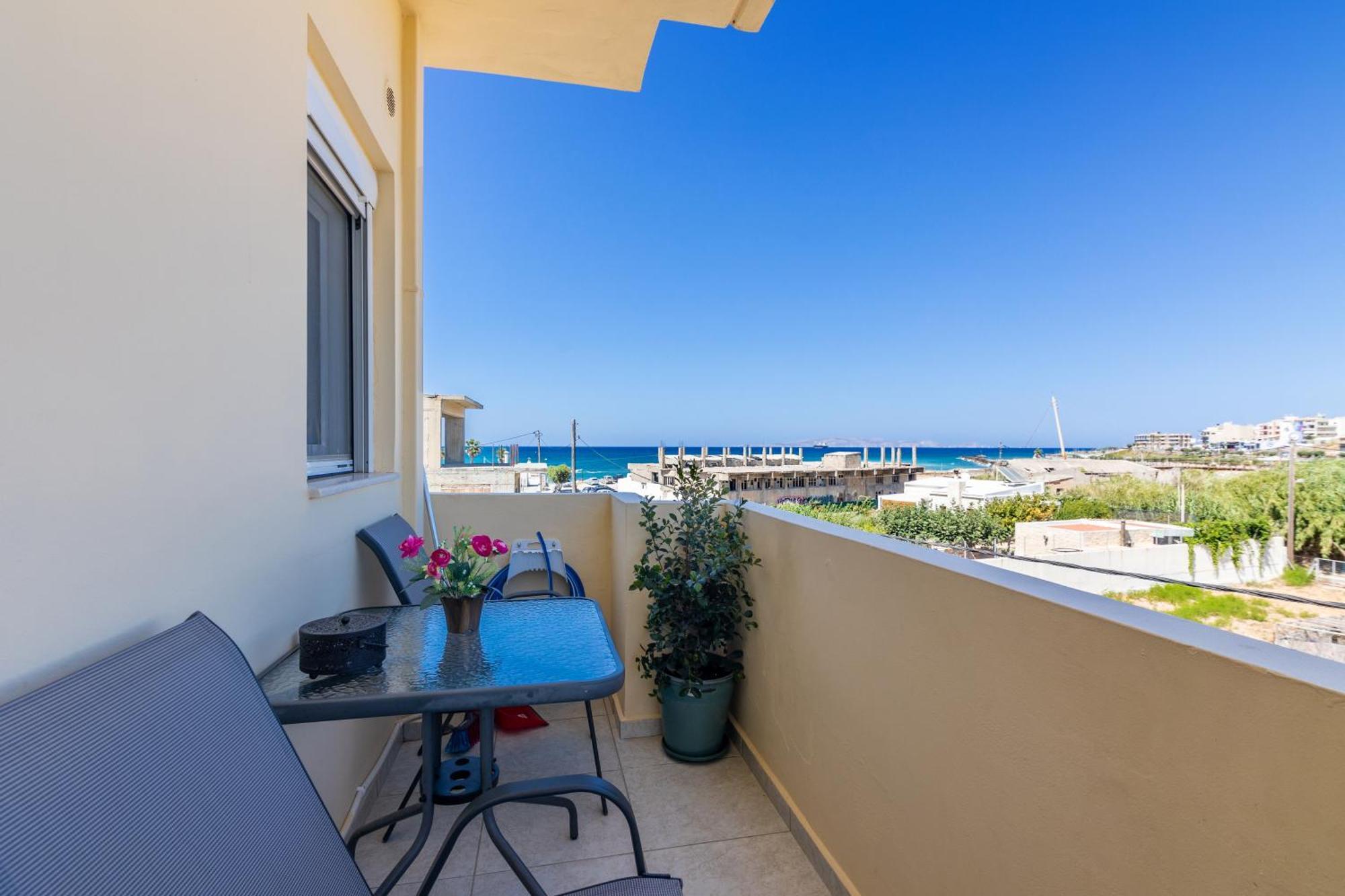 Studio On The Closest Beach To The City! Amoudara  Bagian luar foto