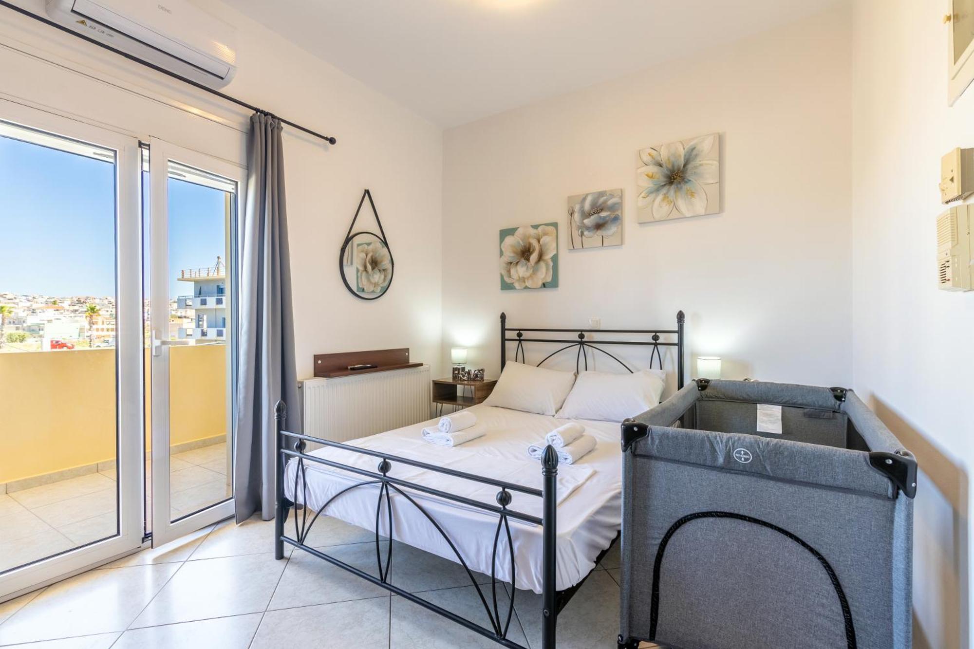 Studio On The Closest Beach To The City! Amoudara  Bagian luar foto