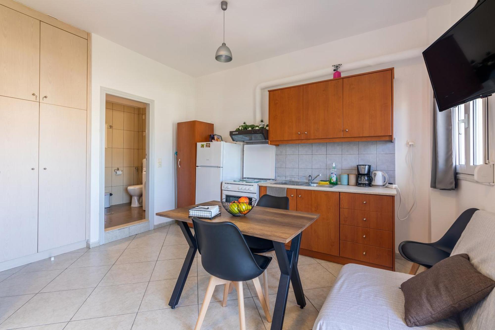 Studio On The Closest Beach To The City! Amoudara  Bagian luar foto